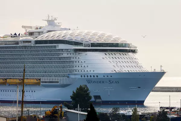The cruise ship "Wonder of the sea" insulated with U SeaProtect for thermal and acoustic insulation